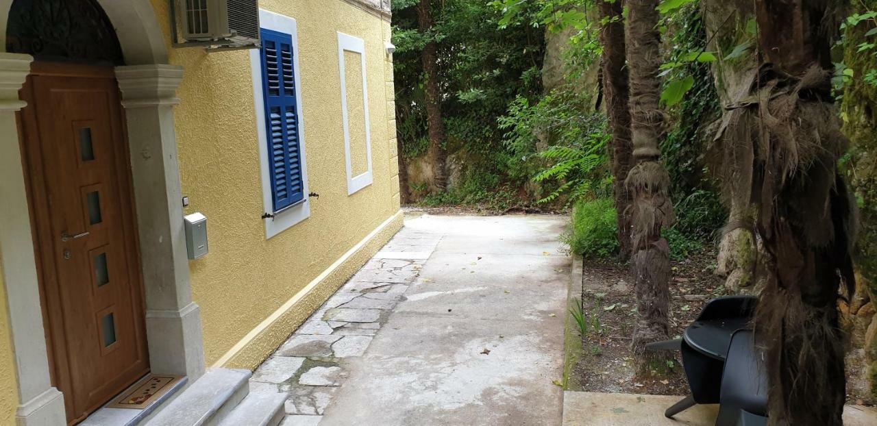 Apartment Kaza In Center, With Terrace, Private Parking, Step To The Sea Opatija Eksteriør billede