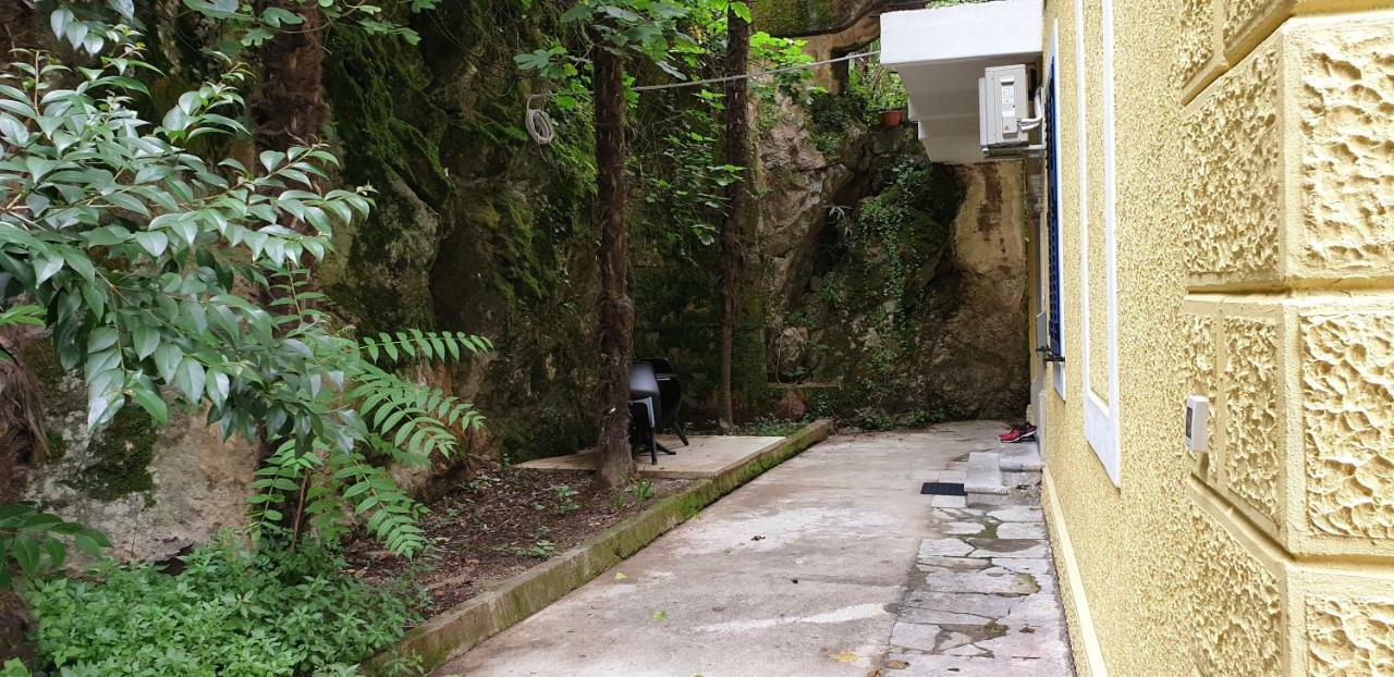 Apartment Kaza In Center, With Terrace, Private Parking, Step To The Sea Opatija Eksteriør billede