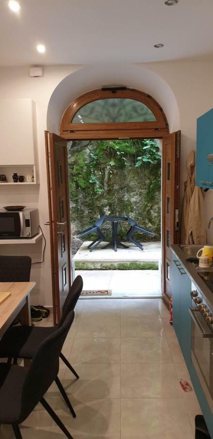 Apartment Kaza In Center, With Terrace, Private Parking, Step To The Sea Opatija Eksteriør billede